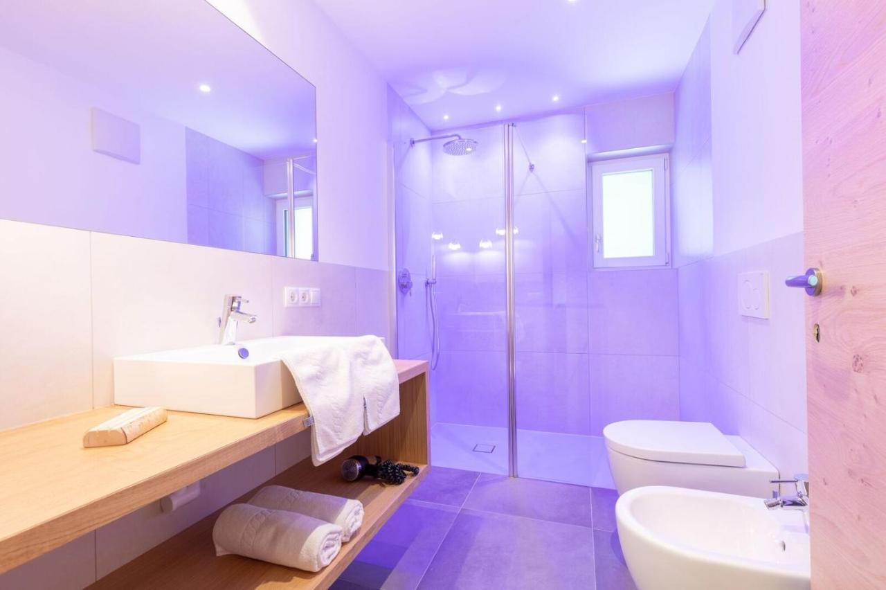 Bed and Breakfast Haus Christian Nova Levante Esterno foto