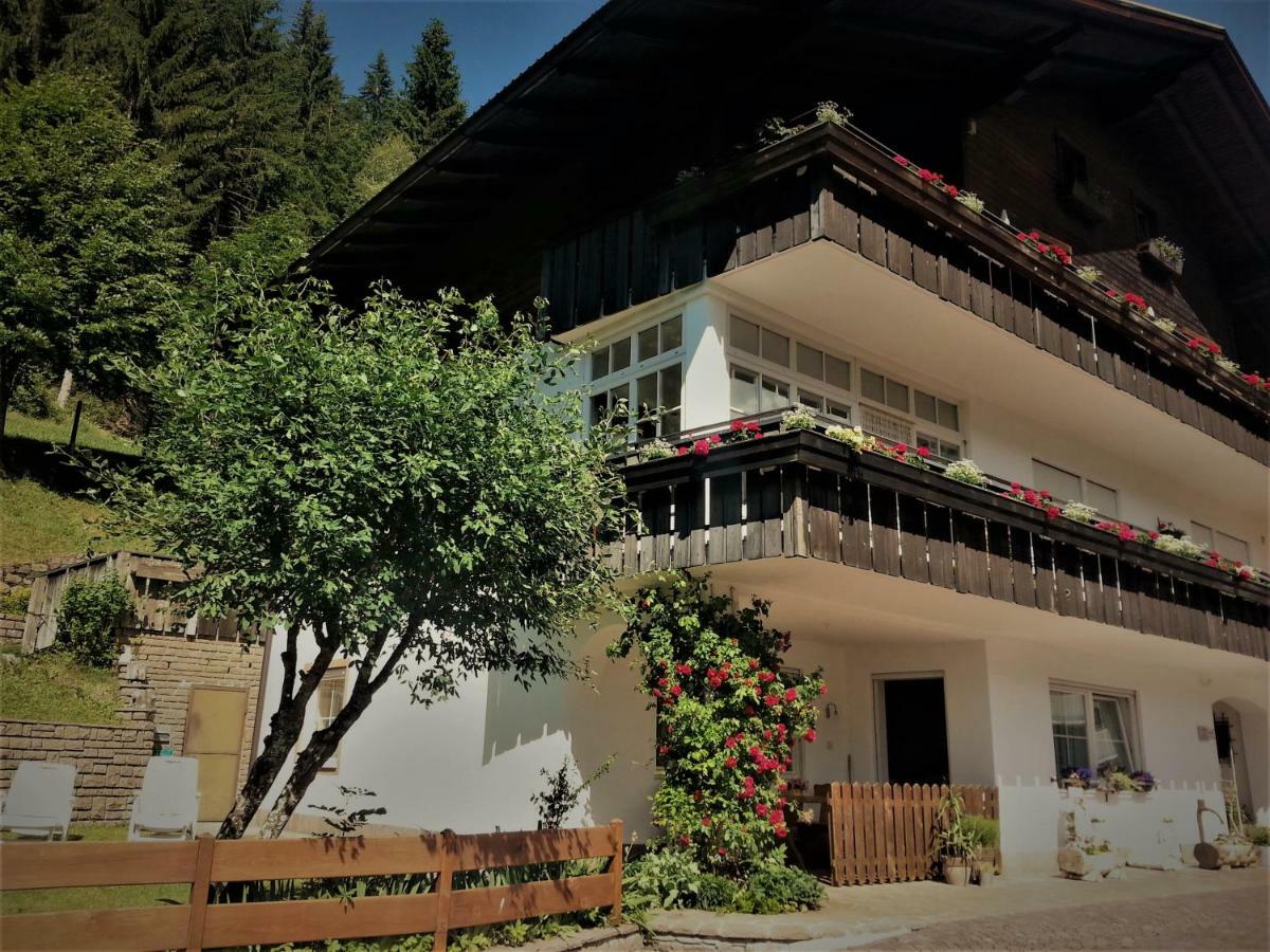 Bed and Breakfast Haus Christian Nova Levante Esterno foto