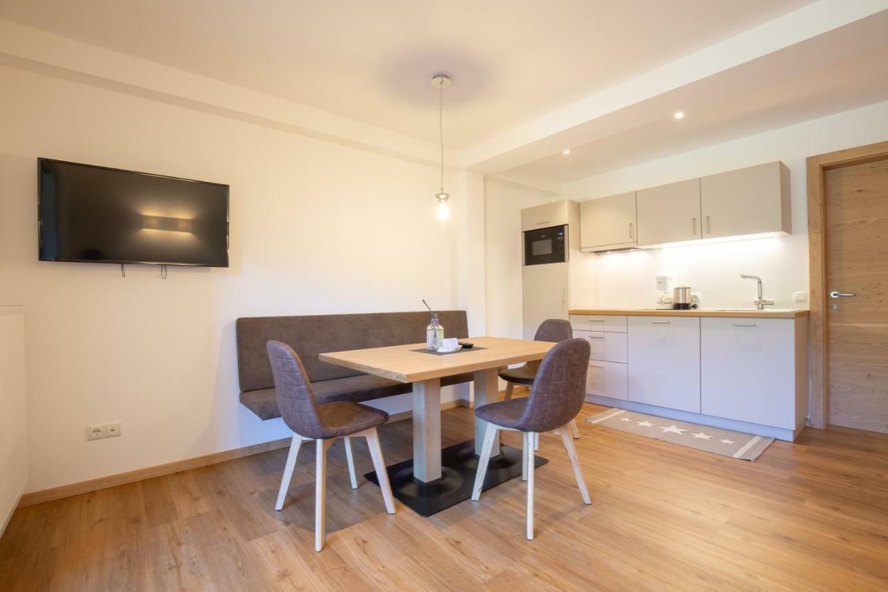 Bed and Breakfast Haus Christian Nova Levante Esterno foto